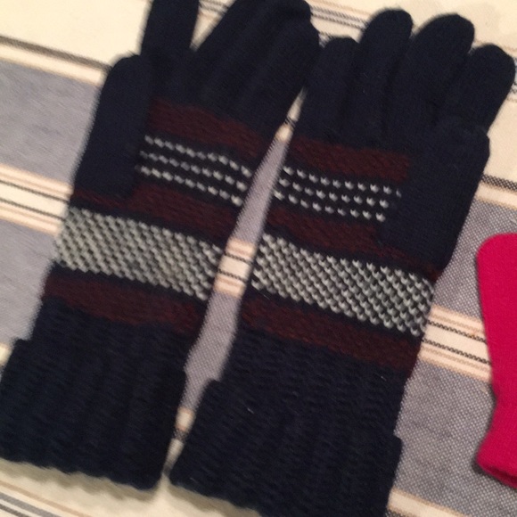 COPY - Knit Gloves - Picture 3 of 3